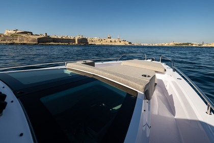 Charter Motorboat Axopar 37 Valletta