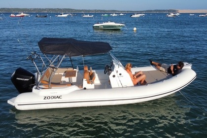Miete RIB Zodiac Medline 6.8 Arcachon