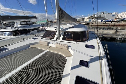 Charter Catamaran Bavaria Nautitech 40 Open Valencia
