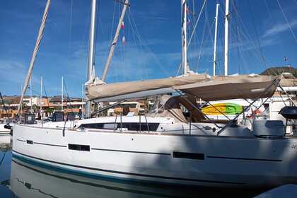 Hyra båt Segelbåt Dufour Yachts Dufour 460 GL Lomas de Palmira