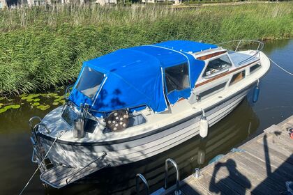 Saga 27 AC varen in Friesland
