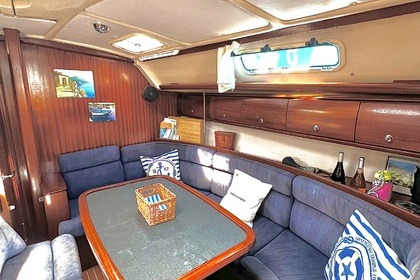 Ile de Ponza et Palmarola Bavaria Cruiser 41 AC