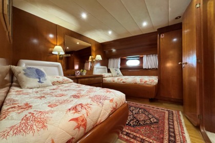 Yacht Canados 24 metri