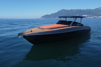 Hire Motorboat Motonautica Daniele Raptor 35 Amalfi