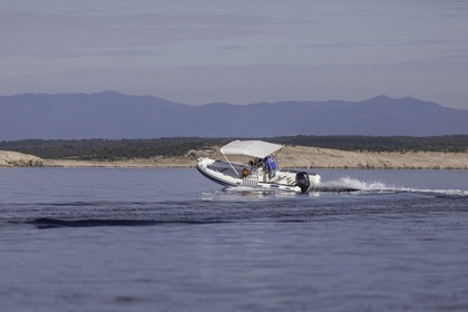 Maestral 560 RIB, island Krk