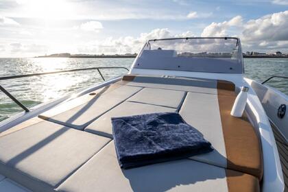 Location Bateau à moteur Beneteau flyer 9 sundeck Port Cogolin