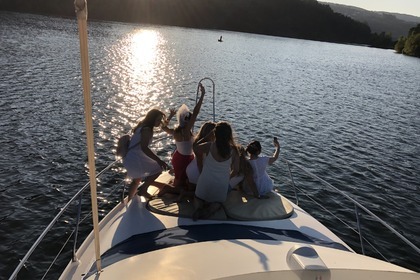 Fantástico Astondoa AS36 Fisher en alquiler