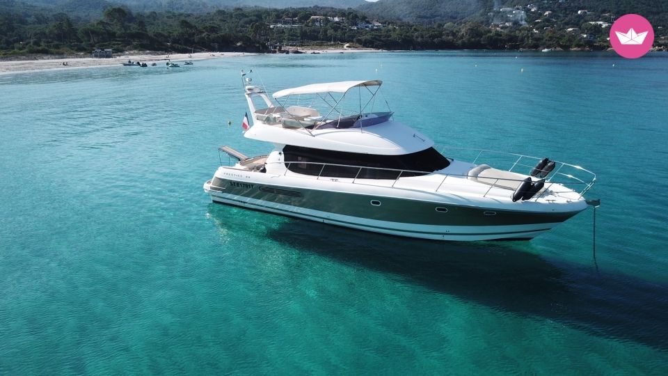 Bateau à moteur Jeanneau Prestige 1000cv 4
