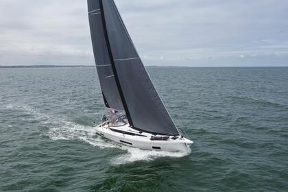 Hire Sailboat  Bavaria C46 Palairos