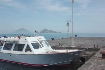Charter Motorboat Greco Pilotina Aeolian Islands