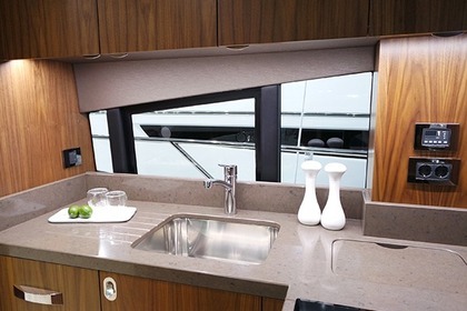 Sunseeker Manhattan 65