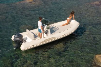 Location Semi-rigide Capelli Capelli Tempest 530 L'Île-Rousse