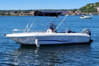 Hire Boat without licence  Ranieri 40 CV Angera