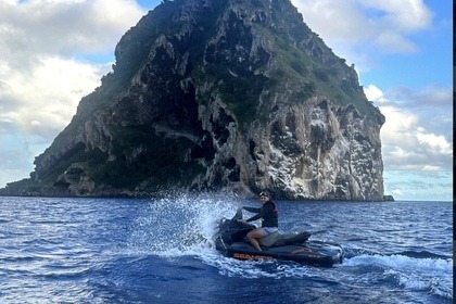 Rental Jet ski Seadoo GTX 170 Fort-de-France