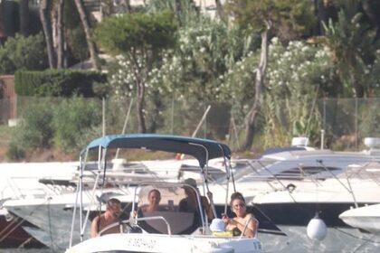 Hire Motorboat Trimarchi 55S Marbella