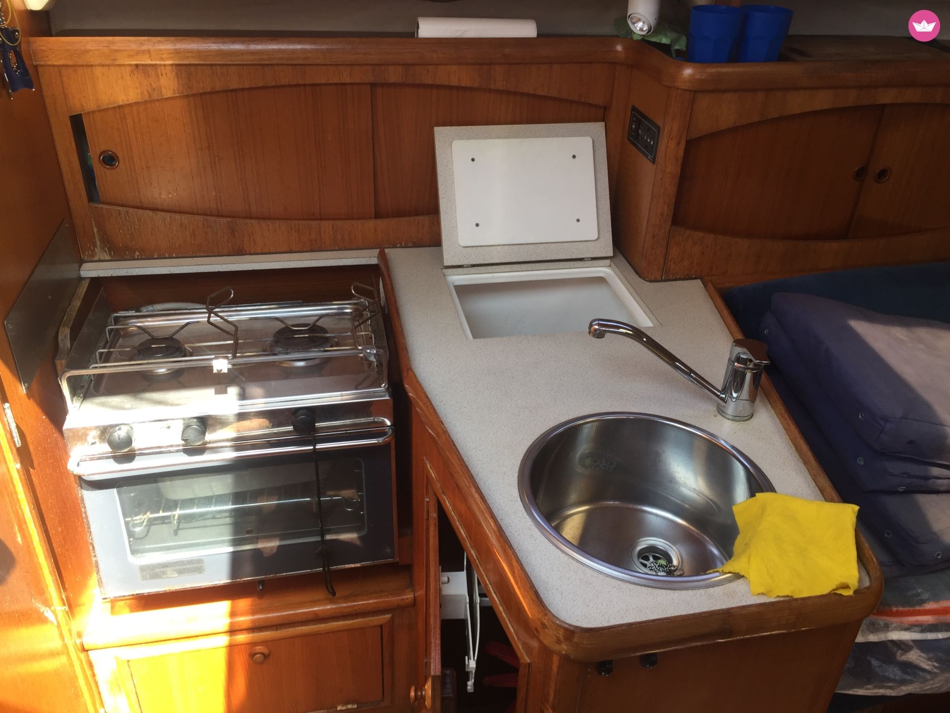 Rental sailboat in Athens  