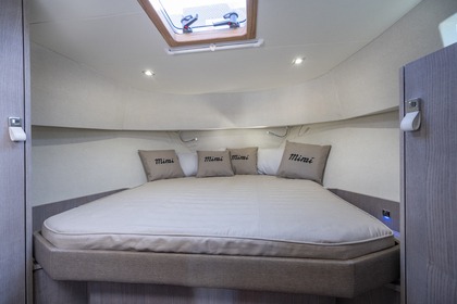 Czarter Łódź motorowa Mimi Mimi 11 Capri