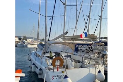 Rental Sailboat  Sun Odyssey 440 Paros
