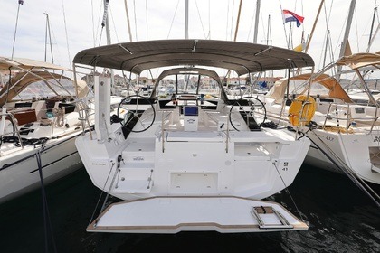 Hyra båt Segelbåt Dufour Yachts Dufour 41 Vodice
