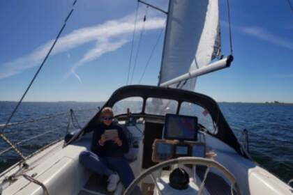 Electric sailing yacht Parbleu