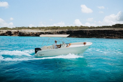 Miete Motorboot INVICTUS INVITUS 200FX Ciutadella