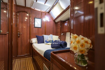 Sail in Luxury with "Mythos" - Your Perfect Yacht Charter in Pireas