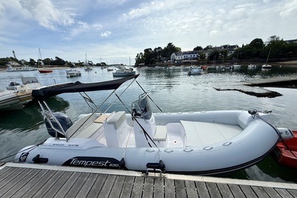 Location Semi-rigide Capelli Capelli Tempest 630 Combrit