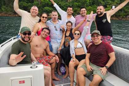 Todomar 38' Boat rental in Panama City, Panama