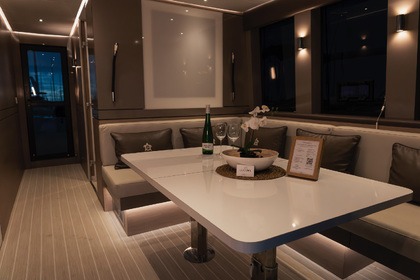 Privat Katamaranupplevelse | Segla och Njut av Medelhavet