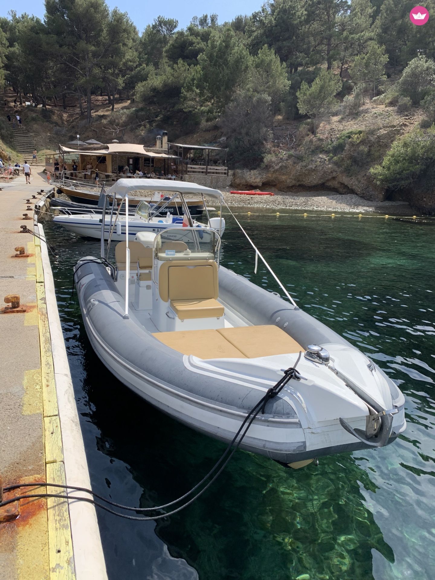 Semi-rigide Mv Marine 7,70 200cv 3