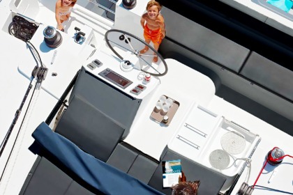 CATAMARÁN LAGOON 450F LUX/CHEF Y LIMPIEZA