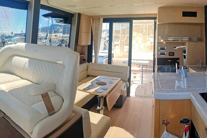 Hire Motor yacht Galeon 400 FLY Mandelieu-La Napoule