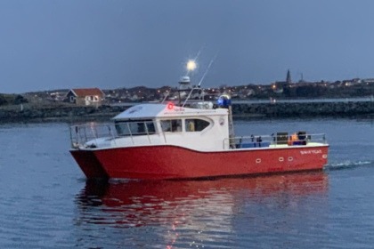 Charter Motorboat Swiftcat Catamaran Björkö