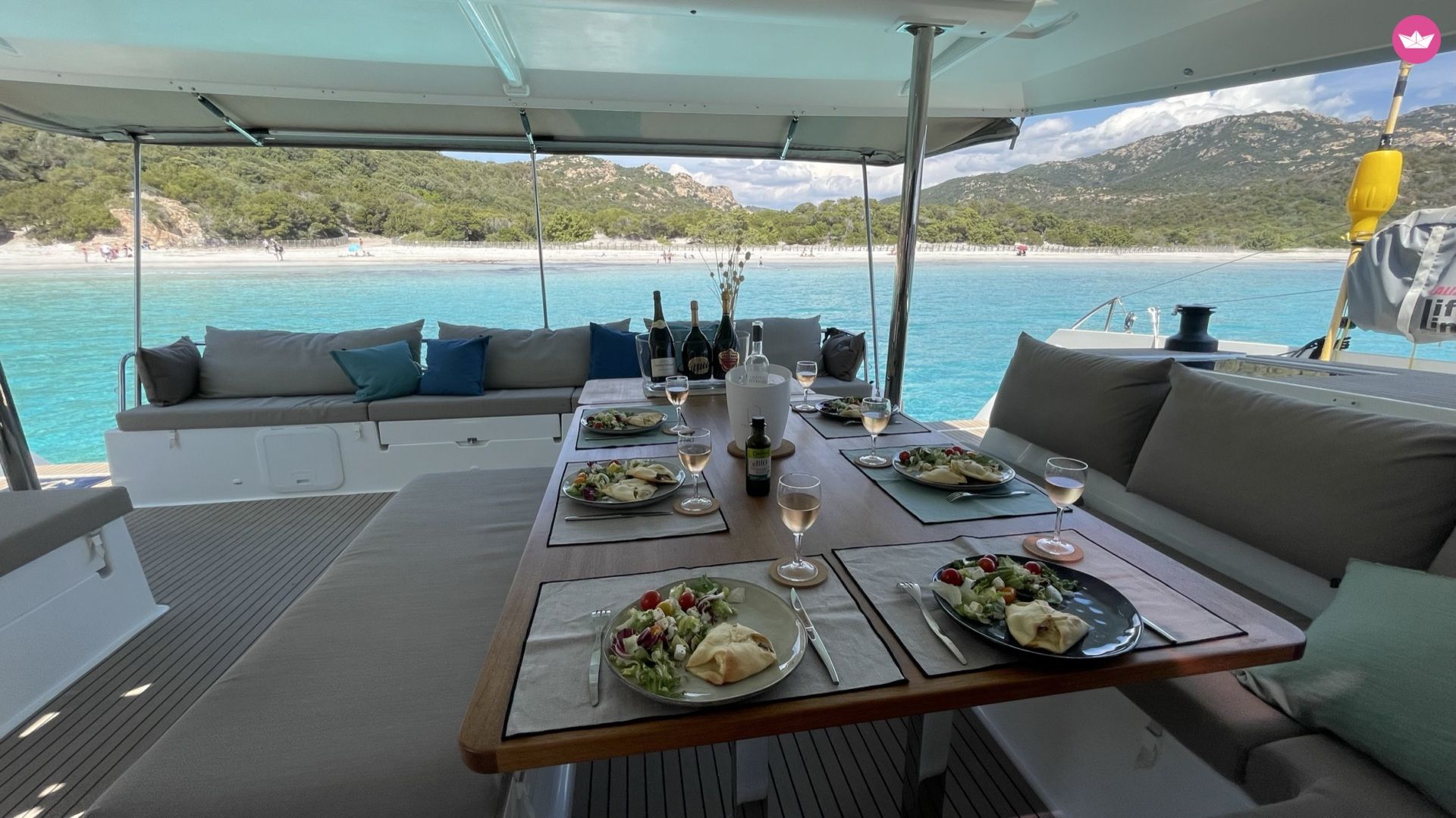Catamaran FOUNTAINE PAJOT SABA 50 15m