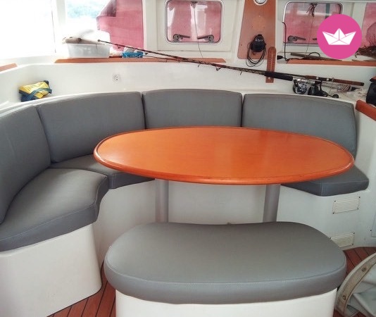 Catamaran LAGOON 380 11.55m 4