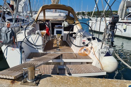 Rental Sailboat Dufour Yachts Dufour 350 GL Pomer