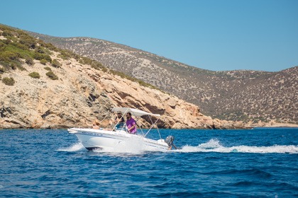 Hire Motorboat olympic speedboat 4.5cc Milos