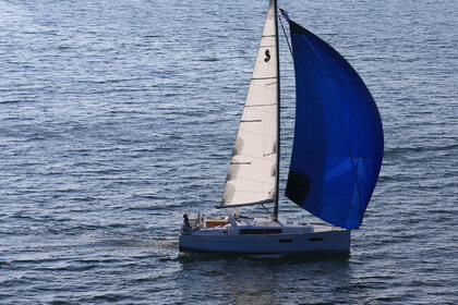 Noleggio Barca a vela Beneteau OCEANIS 35 Torre Grande