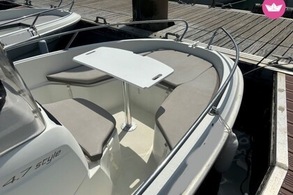 Cap Camarat 4.7 - 6CV : "Flo"