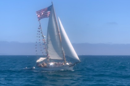 Charter Sailboat William Garden Mariner 40 Marina del Rey