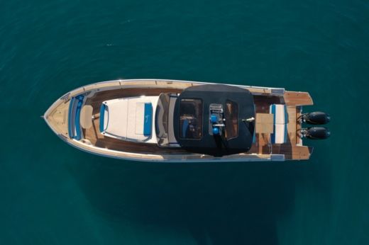 Motorboat ITALYURE SPORT 38 Boat design plan