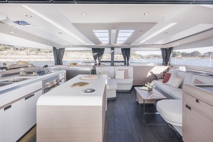 Hyra båt Katamaran Fountaine Pajot 51' Aura maestro Mahé
