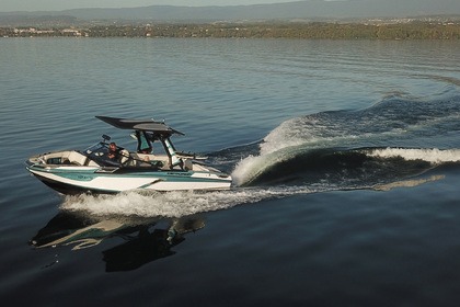 Alquiler de barcos en Morges - modelo Centurion RI245