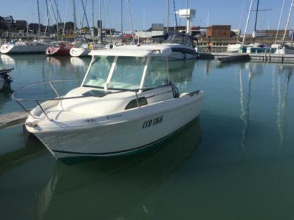 Location Bateau à moteur Jeanneau Merry Fisher 530 Saint-Gilles les Bains