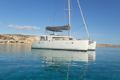 Rental Catamaran  Lagoon 450  Flybridge Athens