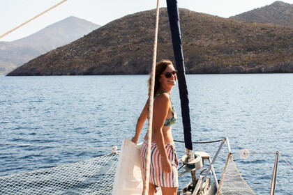 Full day sailing cruise around Milos (Adamas - Kleftiko)