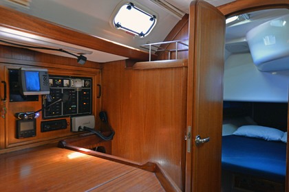 Dufour 45 - Weekly Sailing and Certification (ASA)