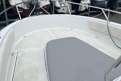 Location Bateau à moteur Jeanneau Cap Camarat 625 Étel