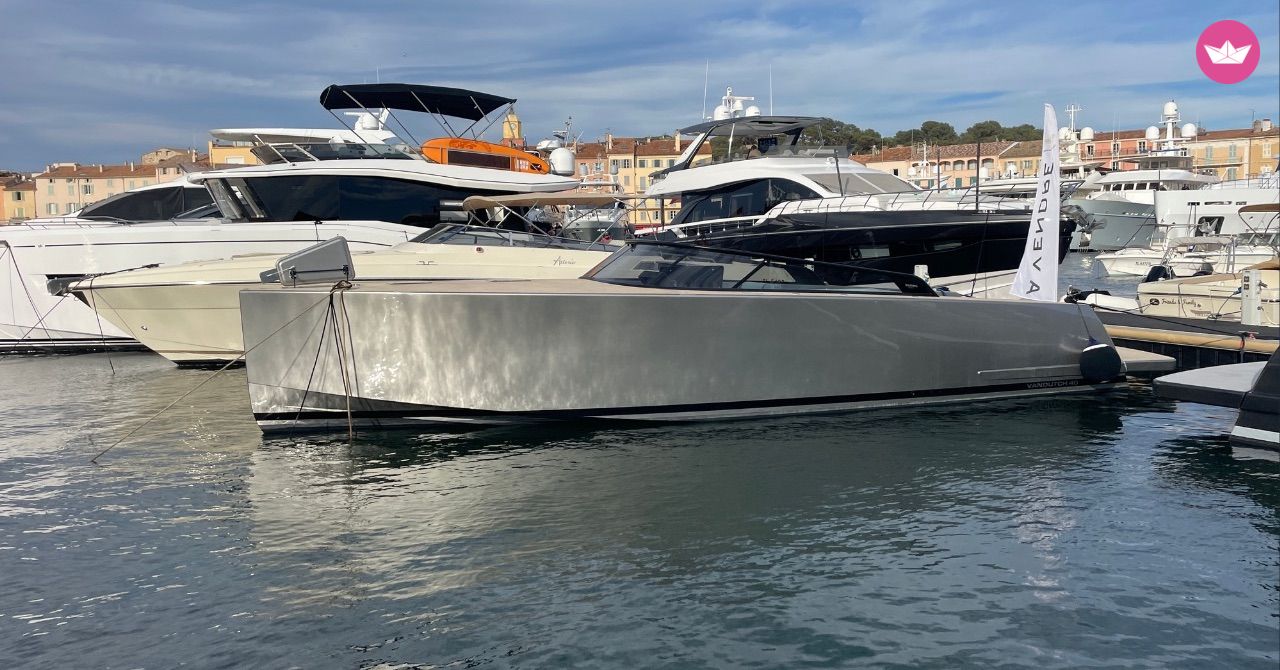 Bateau à moteur VANDUTCH VANDUTCH 40 880cv