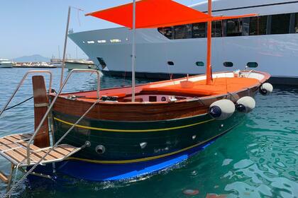 Hire Motorboat Fratelli Aprea 7.80mt Capri